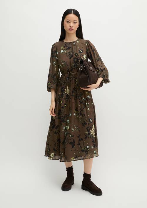 Robe imprimée coupe classique Dark Brown en vue de face