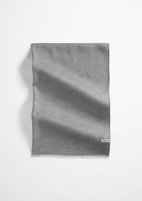 Double-Layer-Schal Medium Blue in Frontalansicht