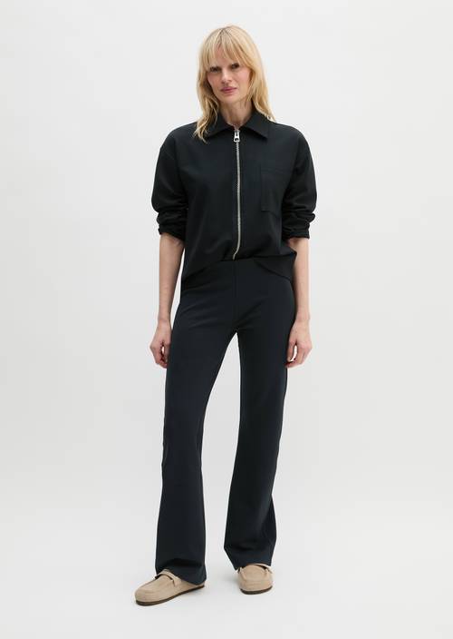 Giacca in jersey con cerniera sciolta Deep Night Blue in vista frontale