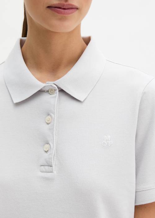Poloshirt regular Airy Blue in Detailansicht