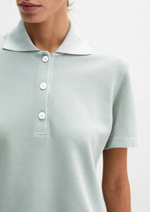 Poloshirt regular Fresh Sage in Detailansicht