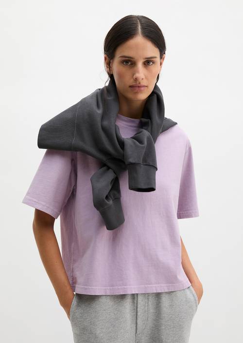 Logo-T-Shirt regular Dusty Lavender in Frontalansicht