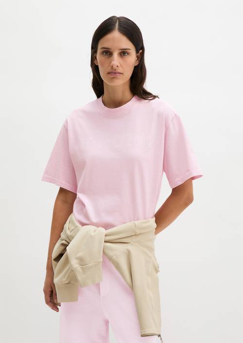 Logo-T-Shirt regular Dried Rose in Frontalansicht