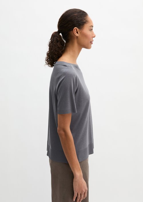 Luxury T-Shirt regular — Blue Graphite