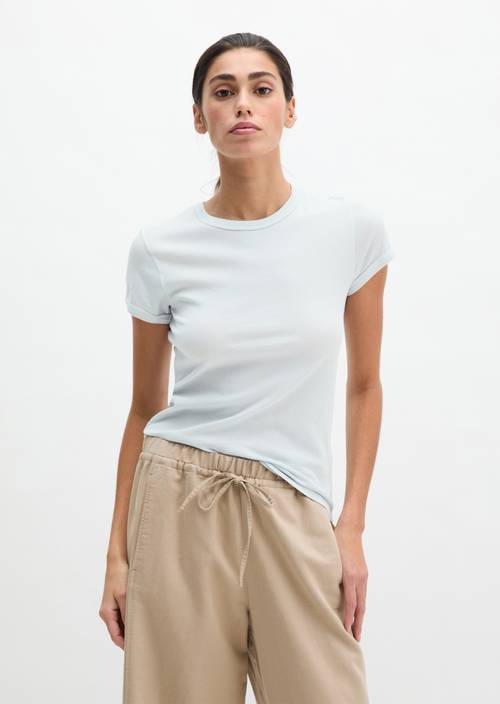 T-Shirt slim Airy Blue in Frontalansicht