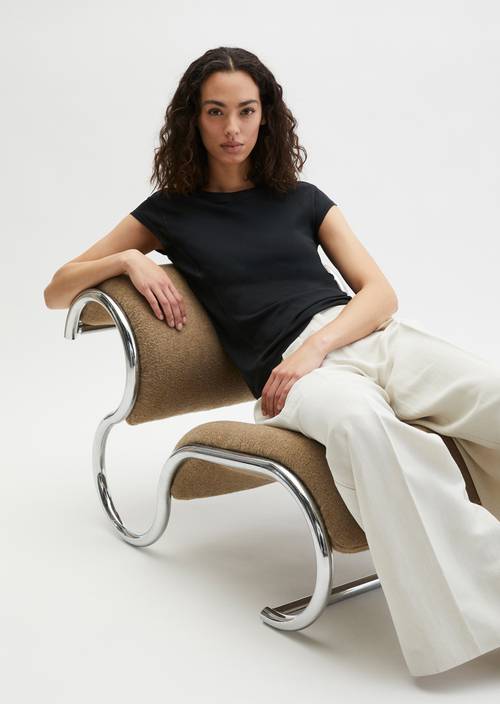 Maglietta slim Black in vista frontale