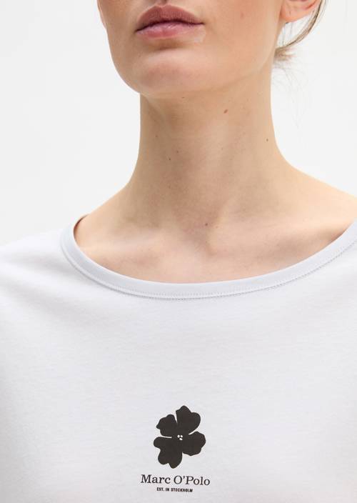 Tričko s potiskem regular Airy Blue v detailním pohledu