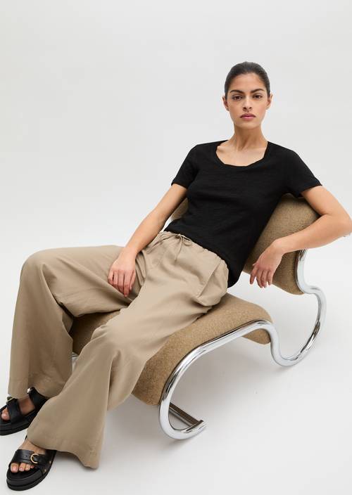 Maglia-T-Shirt DfC regolare Black in vista frontale