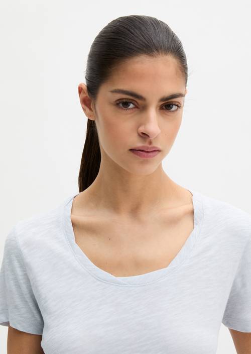 Maglia-T-Shirt DfC regolare Airy Blue in vista frontale