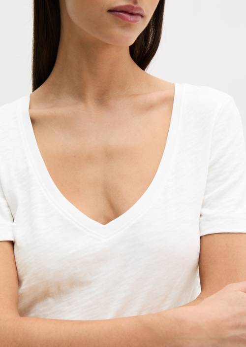DfC Maglietta con scollo a V regular White in vista dettagliata