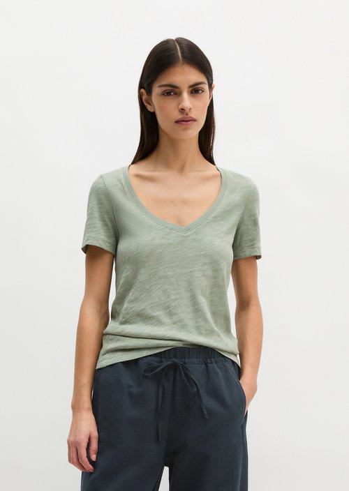 DfC V-Neck-T-Shirt regular — Fresh Sage