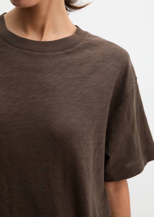 DfC T-Shirt regular Burnt Coffee in detailaanzicht