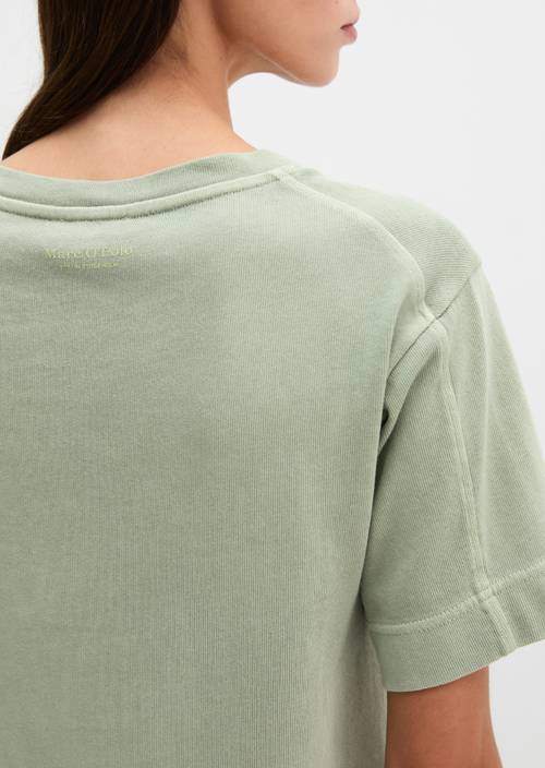 Camiseta suelta Fresh Sage en vista detallada