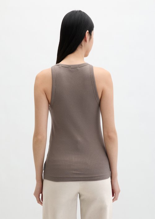 Regular ribbed jersey top — Chalky Brown