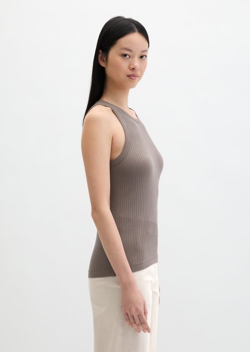 Regular ribbed jersey top — Chalky Brown