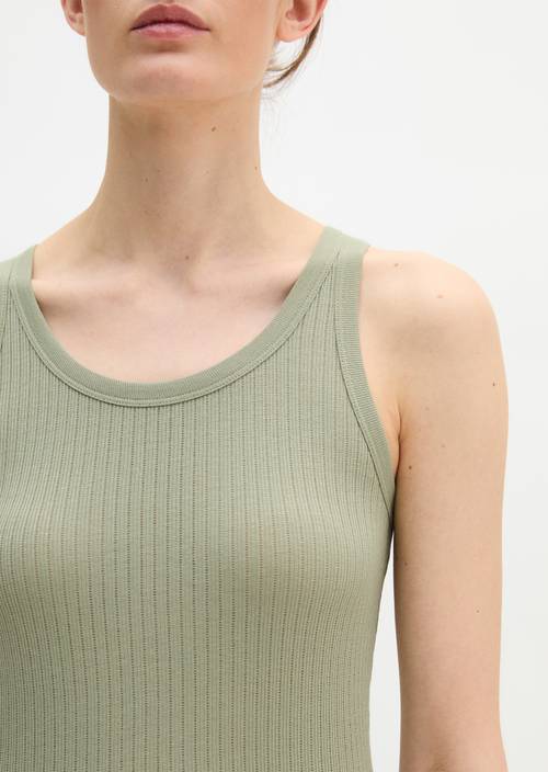 Ripp-Tanktop slim Fresh Sage in Detailansicht