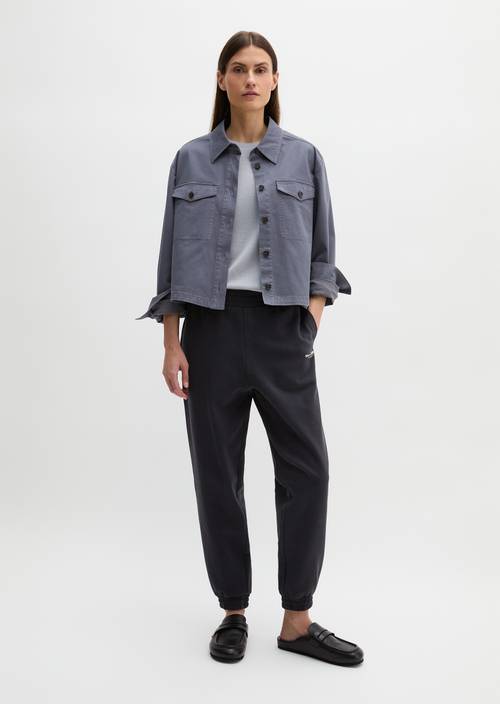 DfC pantaloni della tuta regolari Deep Night Blue in vista frontale