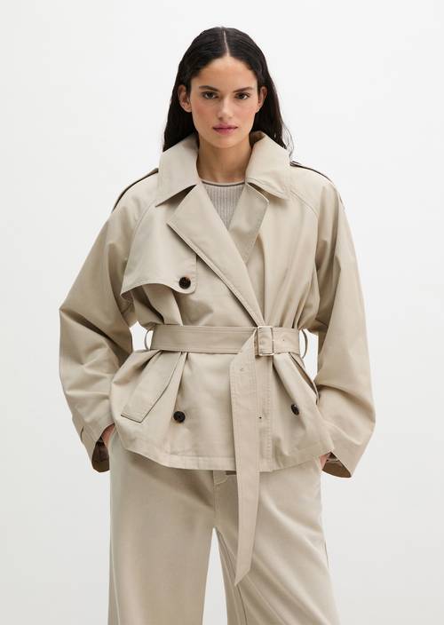 Veste trench régulière Linen Beige in vooraanzicht