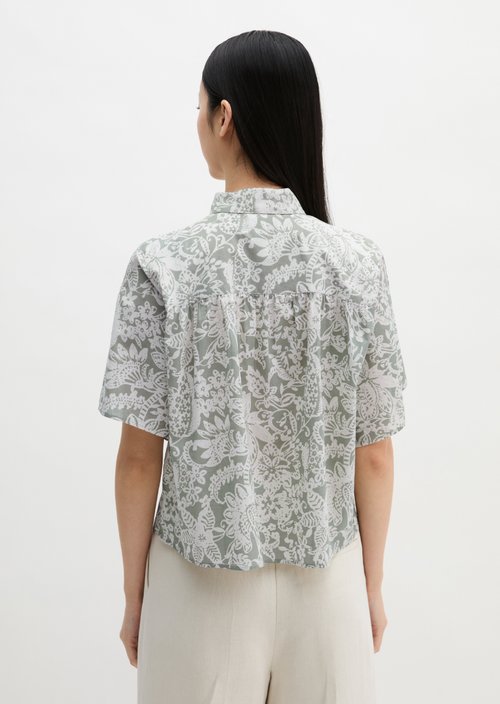 Loose blouse — Light Green