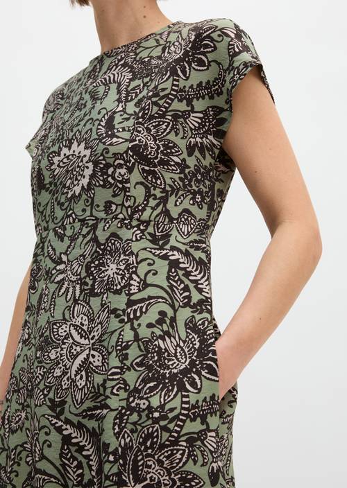 Crinkle-Kleid shaped Light Green in Detailansicht