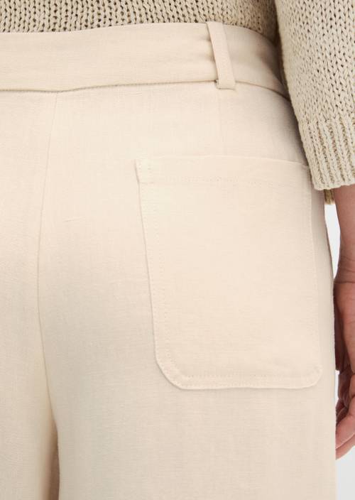 Wide pants Chalky Sand in detail view