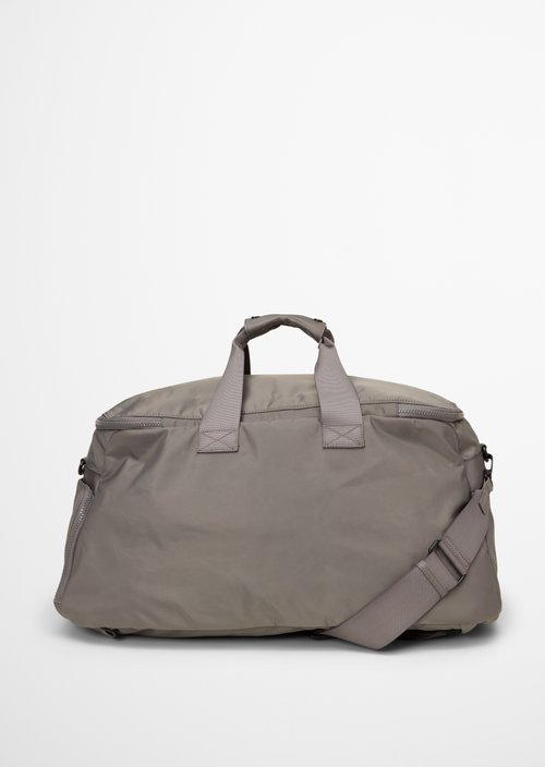 2-in-1 Weekender, Model Per — Graphite Dust