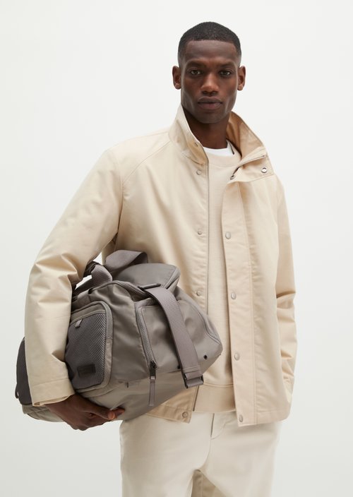 2-in-1 Weekender, Model Per — Graphite Dust