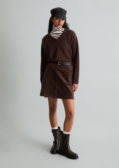 Merino V-Neck Sweater, Regular Fit — Espresso Brown
