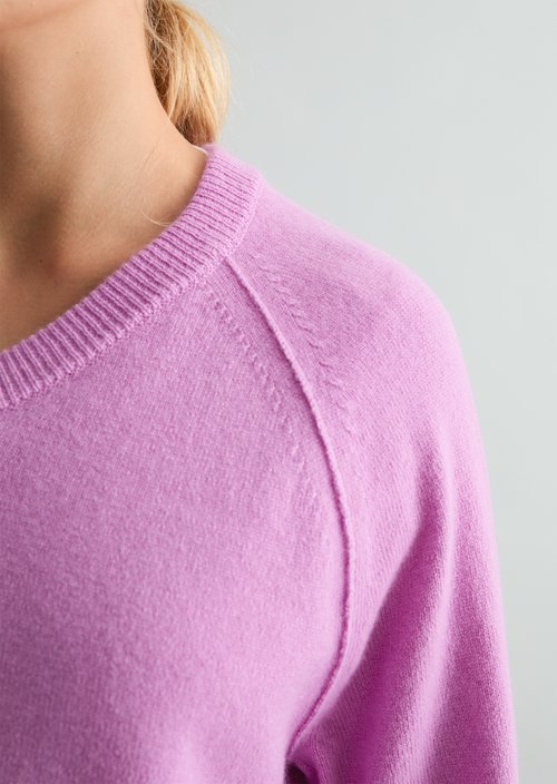 Merino V-Neck Sweater, Regular Fit — Smoky Grape