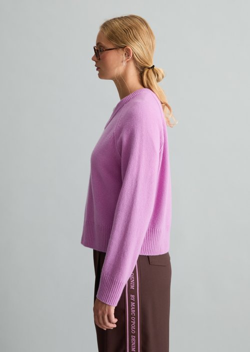 Merino V-Neck Sweater, Regular Fit — Smoky Grape