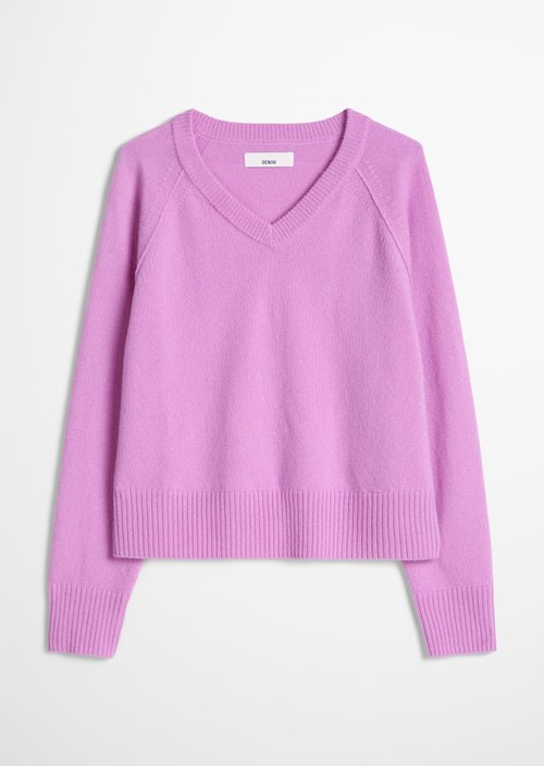 Merino V-Neck Sweater, Regular Fit — Smoky Grape