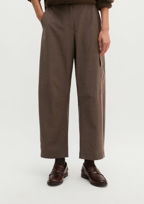 Barrel-Cut Cropped Wool Cargo Pants — Burnt Coffee