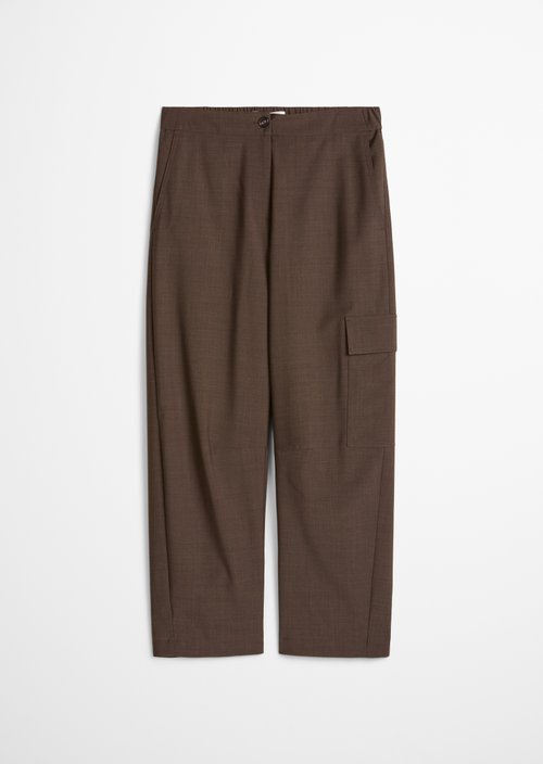 Barrel-Cut Cropped Wool Cargo Pants — Burnt Coffee