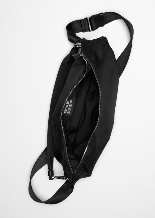 Elina Small Shoulder Bag — Black