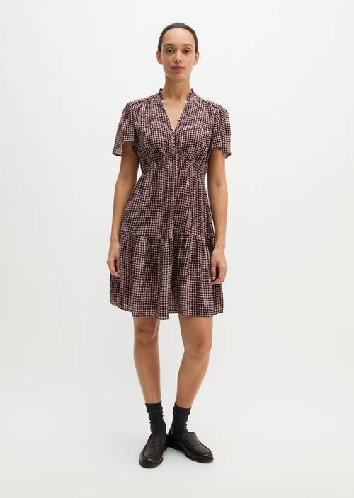 Kurzes Kleid A-Shape Dark Red in Frontalansicht