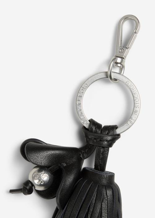 Leila Keychain Black in detail view