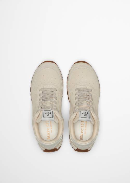 Sneaker Model Bella Light Sand in top view