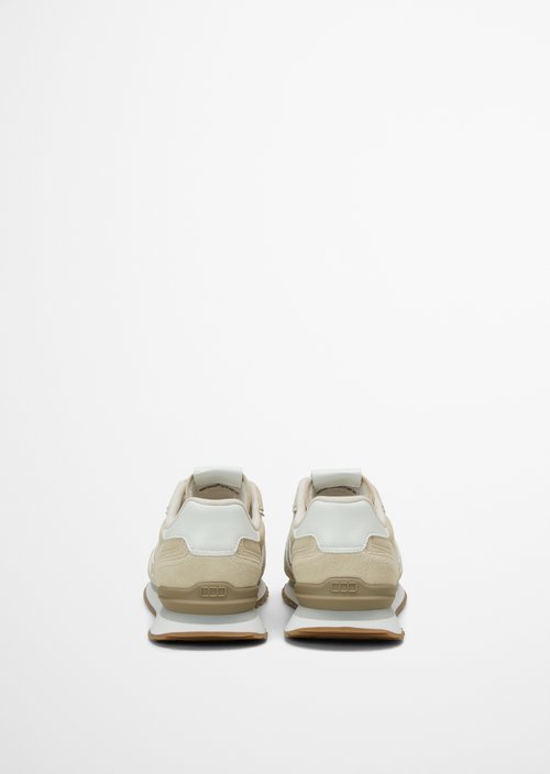 Sneaker Model Maxima — Grey Silk