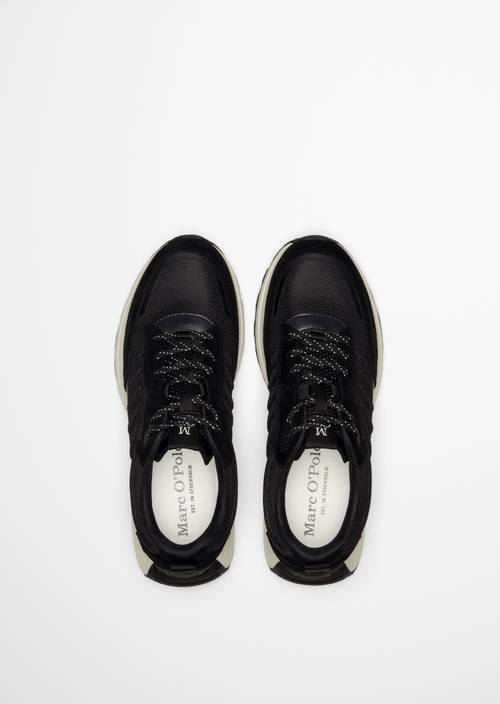 Sneaker Model Maxi Black in top view