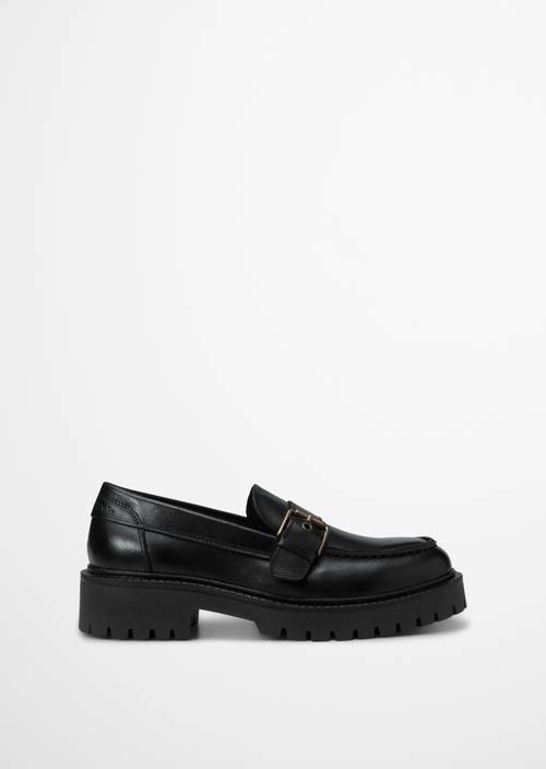Loafer Black right shoe outer view