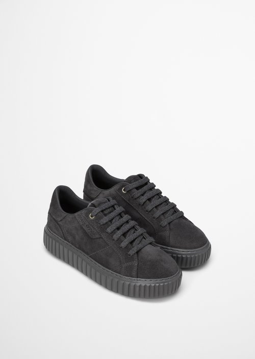 Sneaker — Broken Graphite