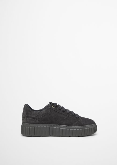 Sneaker — Broken Graphite