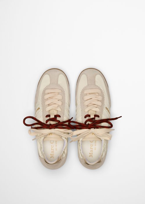 Sneaker model Mila — MO'P Offwhite