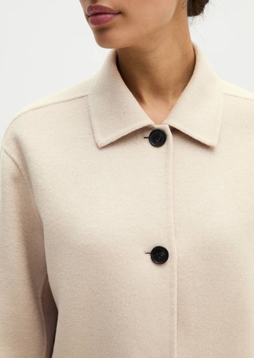 Wool jacket regular Natural in detail view