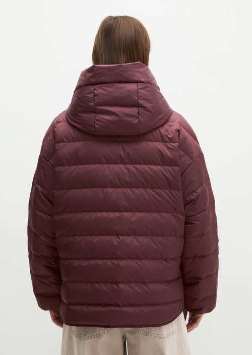 Down quilted jacket with hood relaxed — Black Cherry