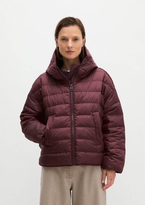 Down quilted jacket with hood relaxed — Black Cherry