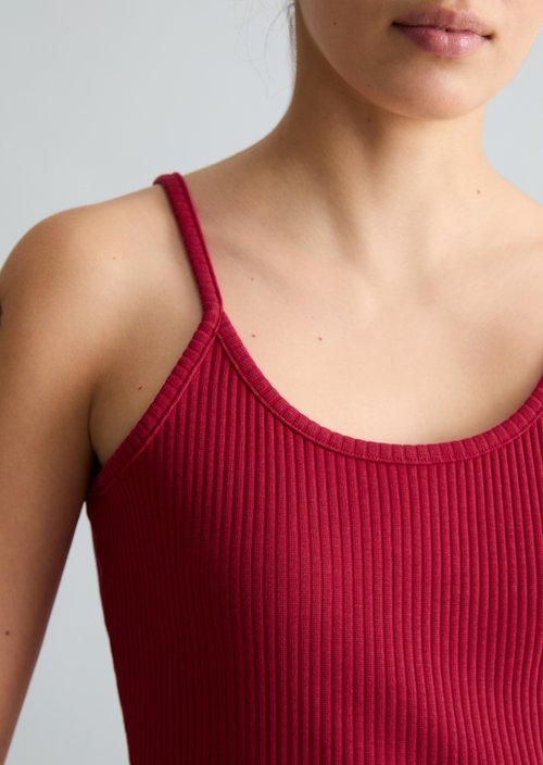 Spaghetti strap top slim — Vivid Cherry
