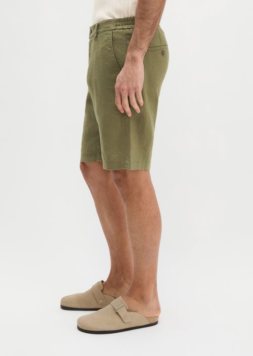 Shorts model Reso Jogger regular — Fresh Seaweed