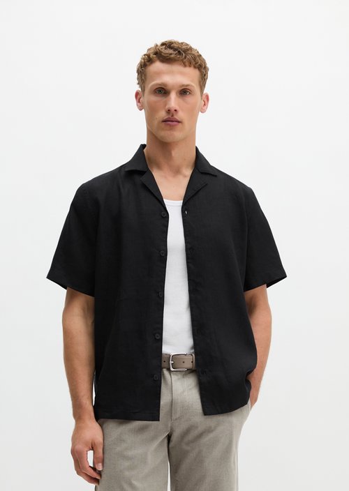 Regular short-sleeved shirt — Black