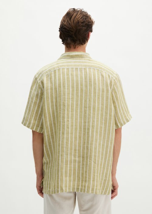Regular short-sleeved shirt — Medium Green